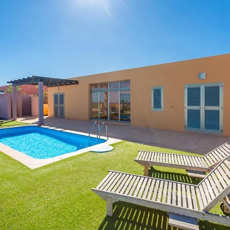 Villa Tamarindos Antigua  Buitenkant foto